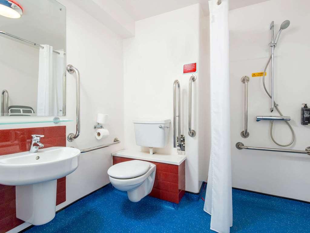 Ibis Budget Lancaster Centre 客房 照片